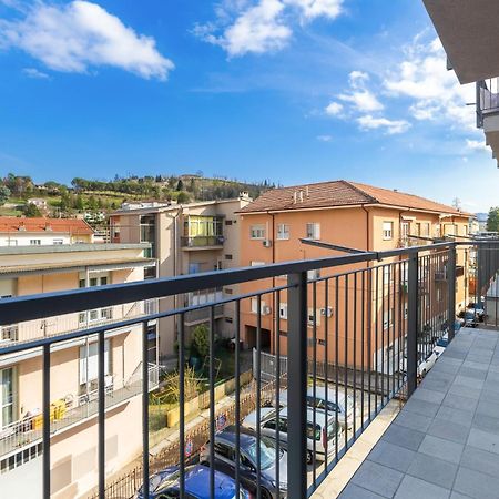 Appartamento Centrale Con Parcheggio E Wi-Fi Gratuito Ac Alba  Exteriör bild